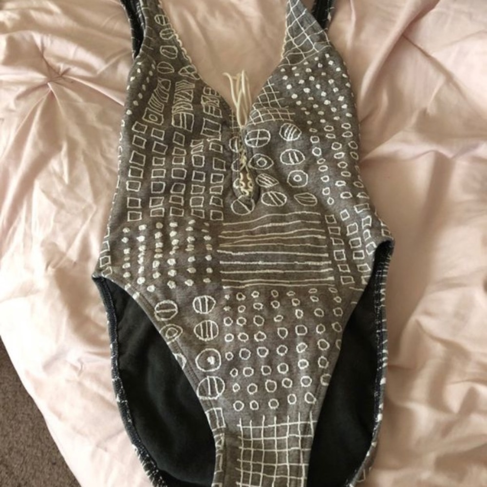 Bathing suit